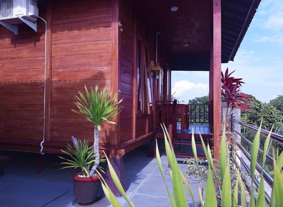 Grand Raka Homestay Lovina Buitenkant foto