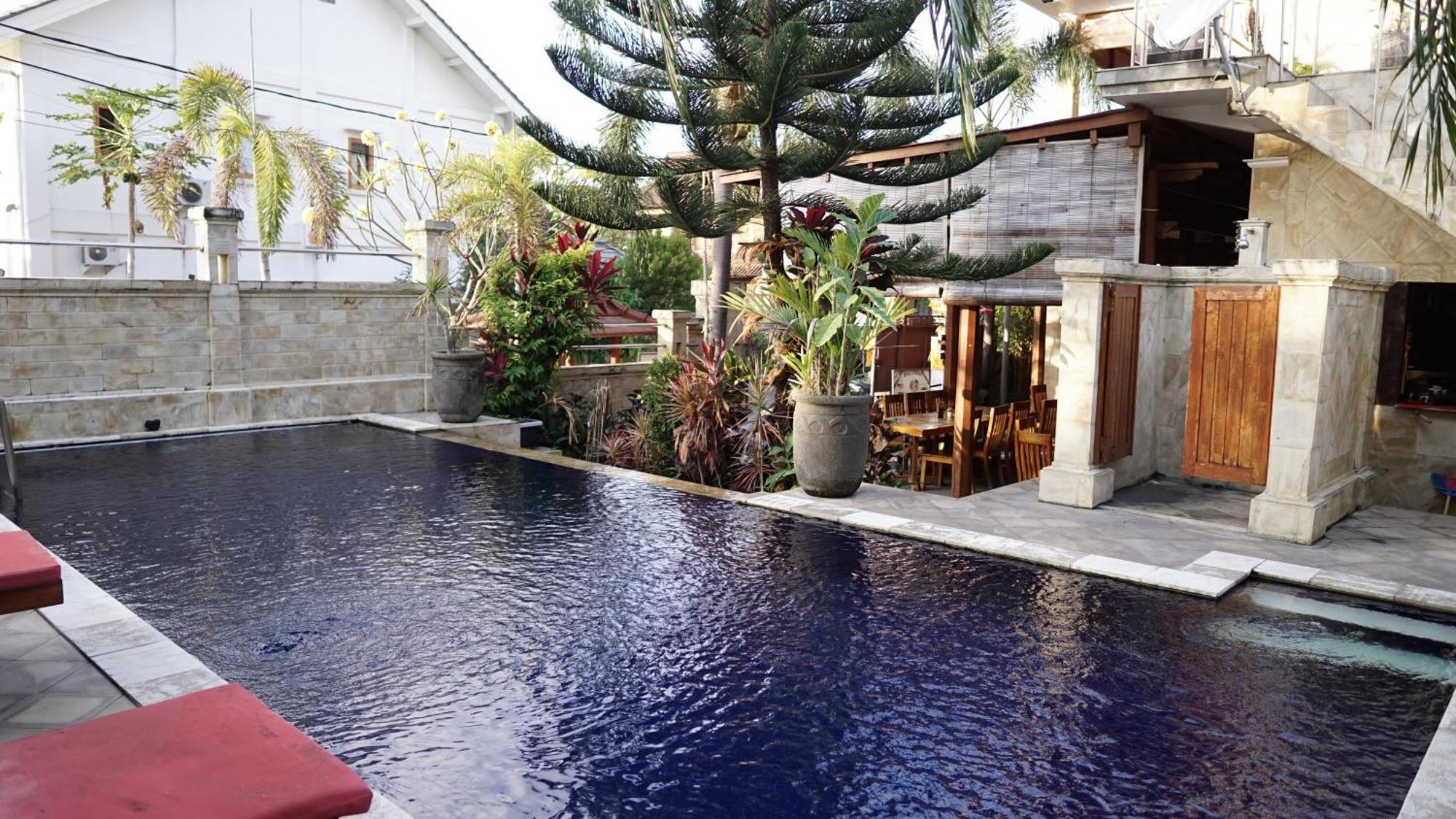 Grand Raka Homestay Lovina Buitenkant foto