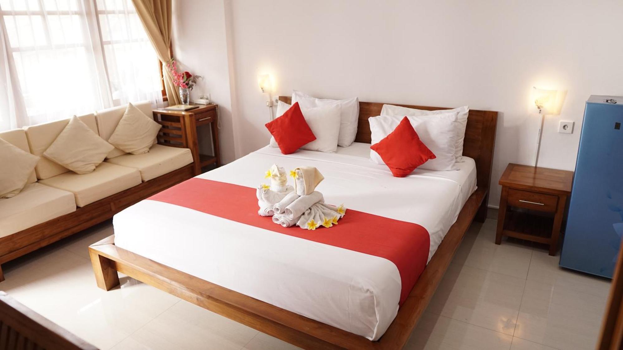 Grand Raka Homestay Lovina Buitenkant foto