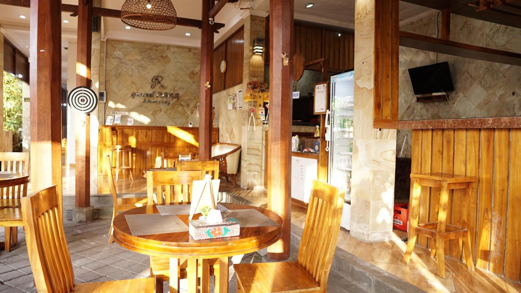 Grand Raka Homestay Lovina Buitenkant foto
